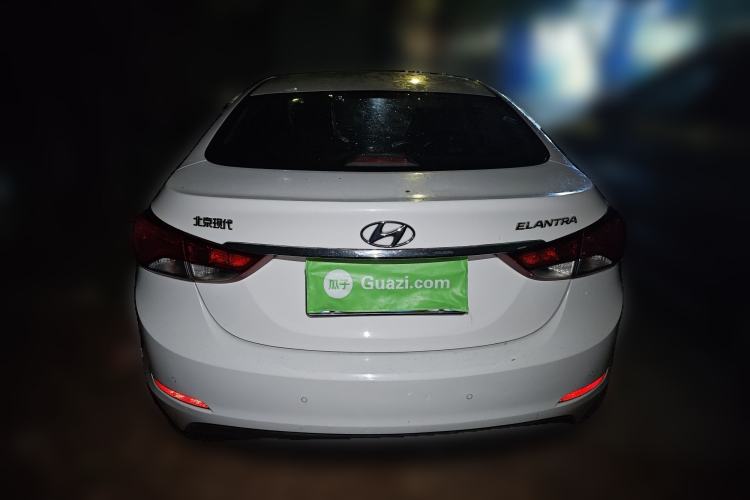 Used Hyundai Elantra (5th Generation / Langdong) 2016 1.6L Automatic Smart Version