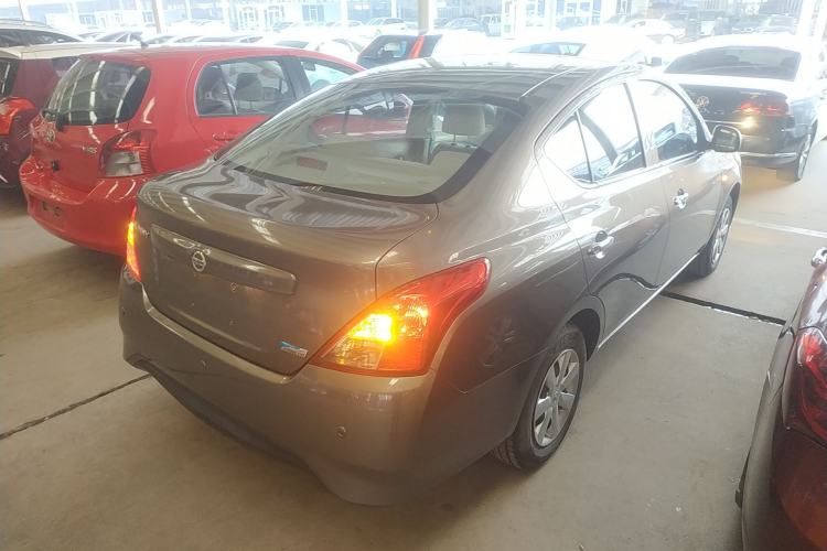 Used Nissan Sunny 2015 1.5XE CVT Master Edition Rear Right 45 Deg