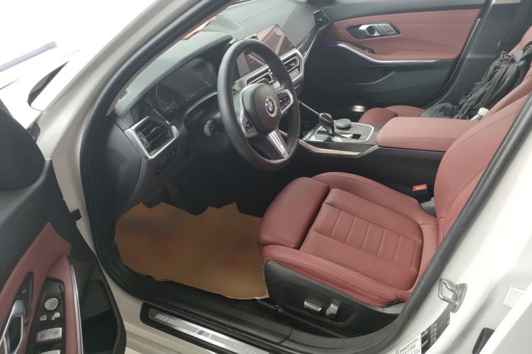 Used BMW 3 Series 2021 Second Facelift 325Li M Sport Package
