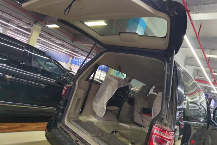 Used FORTHING Lingzhi 2018 M5L 1.6L 7-Seater Luxury Model