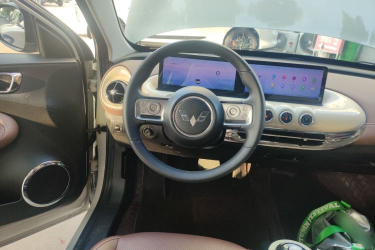 Used Wuling Bingo 2023 410 km Lingxi Deluxe Edition
