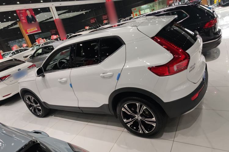 Used Volvo XC40 2022 T4 Four-Wheel Drive Smart & Luxurious Edition
