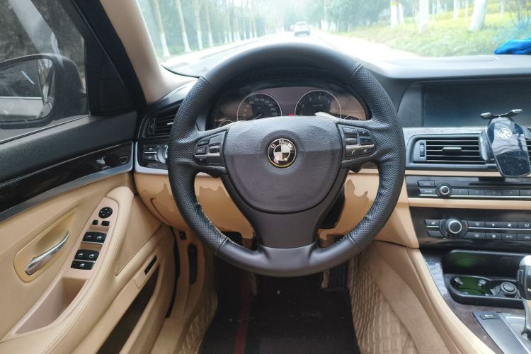 Used BMW 5 Series 2011 523Li Luxury Model