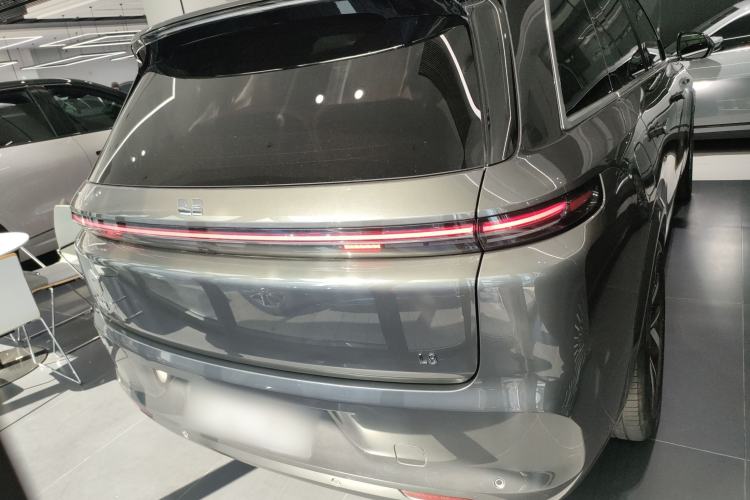Used Li Auto L8 2023 Max model
