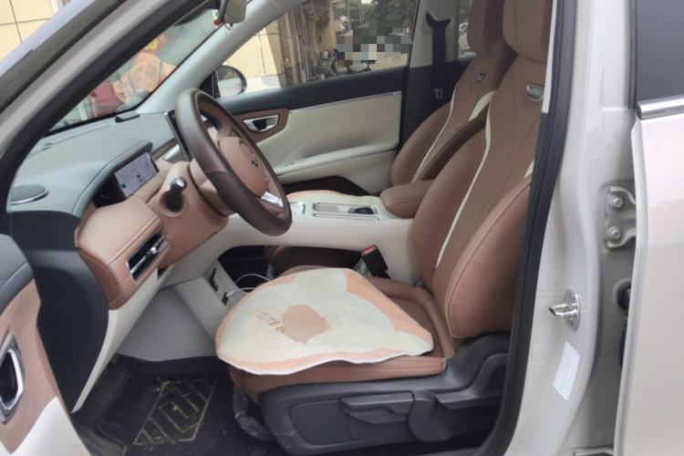 Used Wuling Bingo S 2025 Model 430km Deluxe Edition Left Front Seat