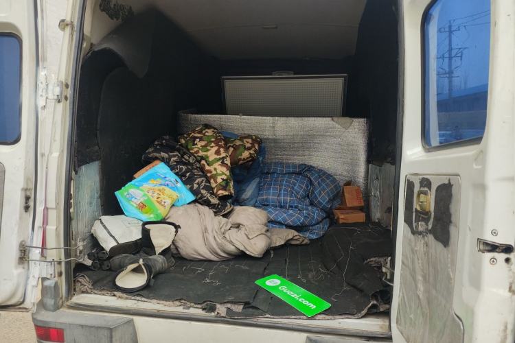 Used Iveco Daily 2017 2.5T A35 Passenger Van 5-7 Seats Model 47Z5