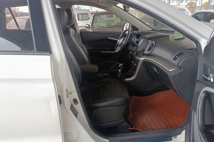 Used HYOSOW S6 2016 1.5T Manual Fashion Model