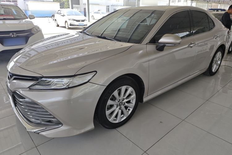 Used Toyota Camry 2018 2.0G Luxury Edition