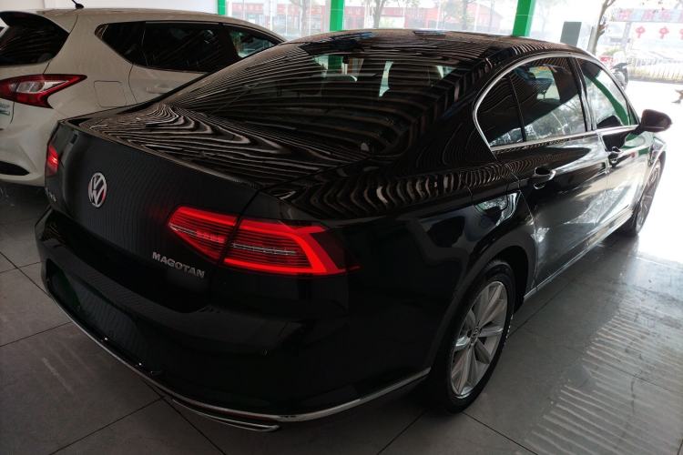 Used Volkswagen Magotan 2019 330TSI DSG Leading Edition China V Standard

