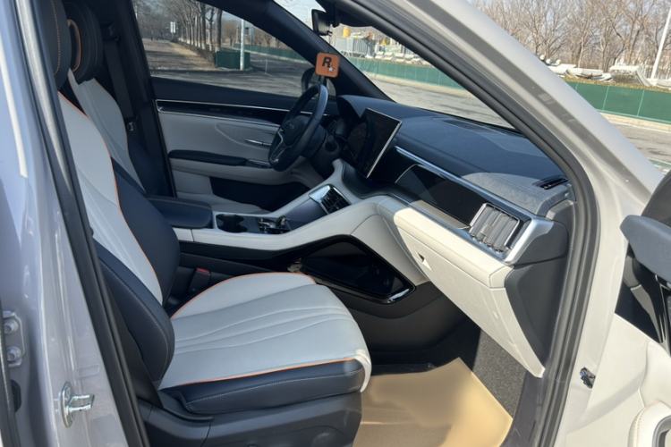 Used BYD Song PLUS New Energy 2023 Champion Edition DM-i 110KM Flagship PLUS
