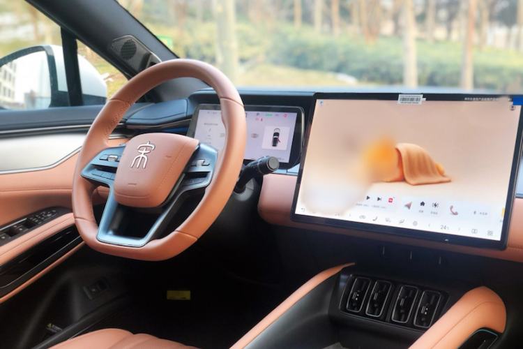 Used BYD Song L EV 2025 Intelligent Driving Version 662 km LiDAR Excellence Edition
