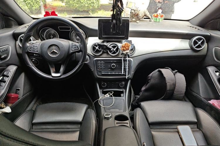 Used Mercedes-Benz CLA 2015 CLA 200 Center Console