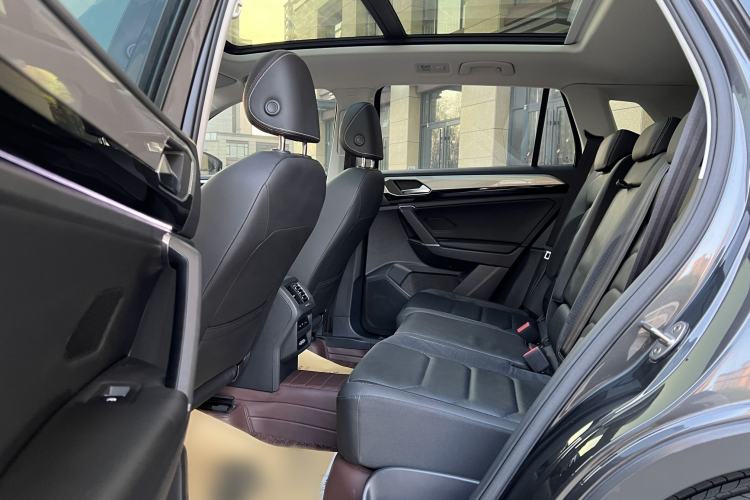 Used Volkswagen Tayron 2019 330TSI Two-Wheel Drive Luxury Model China VI Standard Interior 3