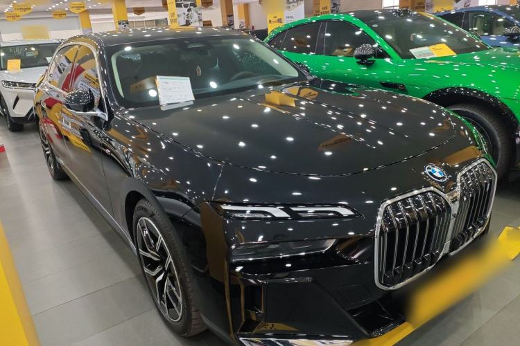 Used BMW i7 2023 eDrive50L Leading M Sport Package
