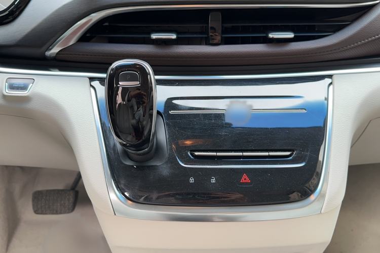 Used Buick GL8 2021 Land Cruiser Executive Class 652T Comfort Model