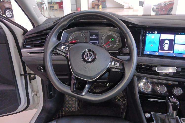 Used Volkswagen Sagitar 2020 280TSI DSG Comfort Version China VI Standard Steering Wheel