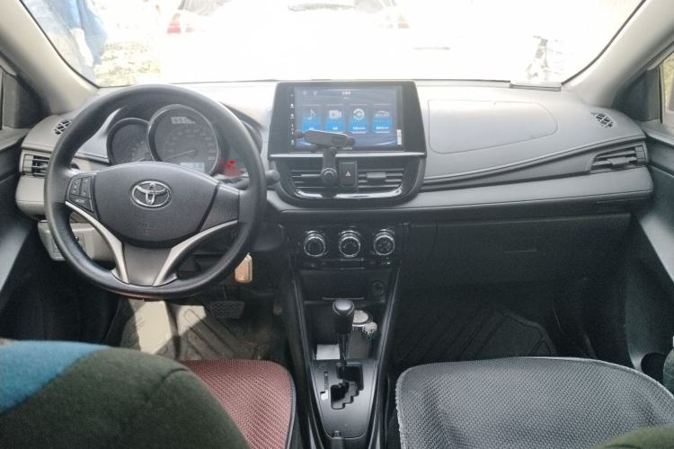 Used Toyota Vios 2022 1.5L CVT Active Drive CARE Edition Center Console