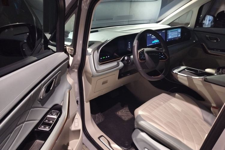 Used SAIC MAXUS Dajia 9 2022 Long-Range High-Mountain Six-Seater Version Driver Seat