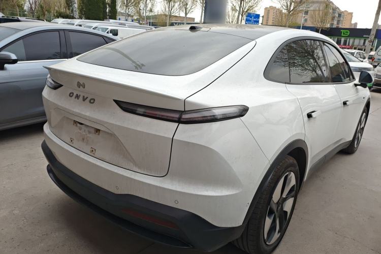 Used ONVO L60 2024 60 kWh Rear-Drive Version