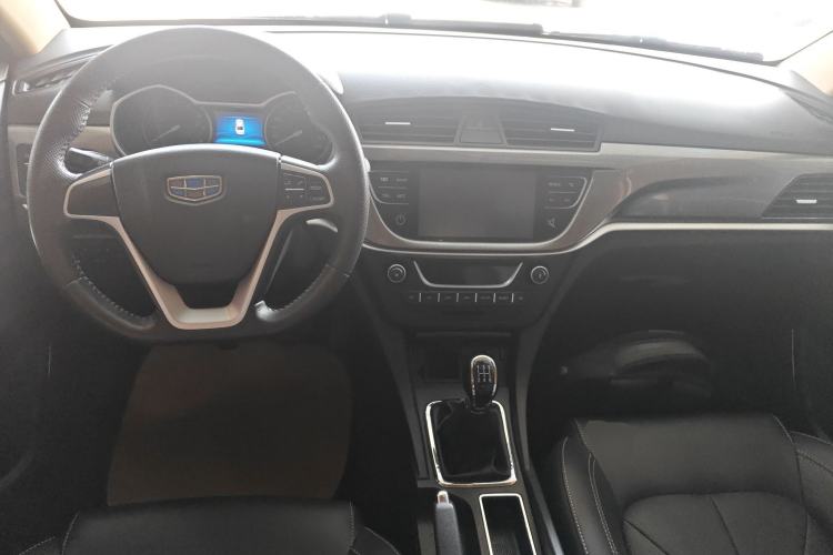 Used Geely Auto Emgrand 2017 Sedan Million Edition 1.5L Manual - Upward Version Center Console