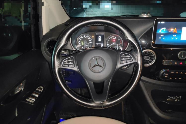 Used Mercedes-Benz Vito 2023 2.0T Elite Version 9 Seats