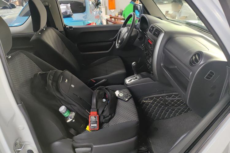 Used Suzuki Jimny 2015 1.3 AT JLX