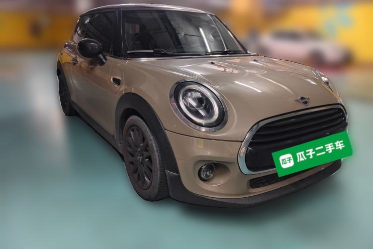 Used MINI 2020 1.5T COOPER Classic Edition Front Right 45 Deg