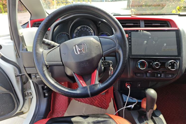 Used Honda Fit 2016 1.5L LXS CVT Comfort Sunroof Version
