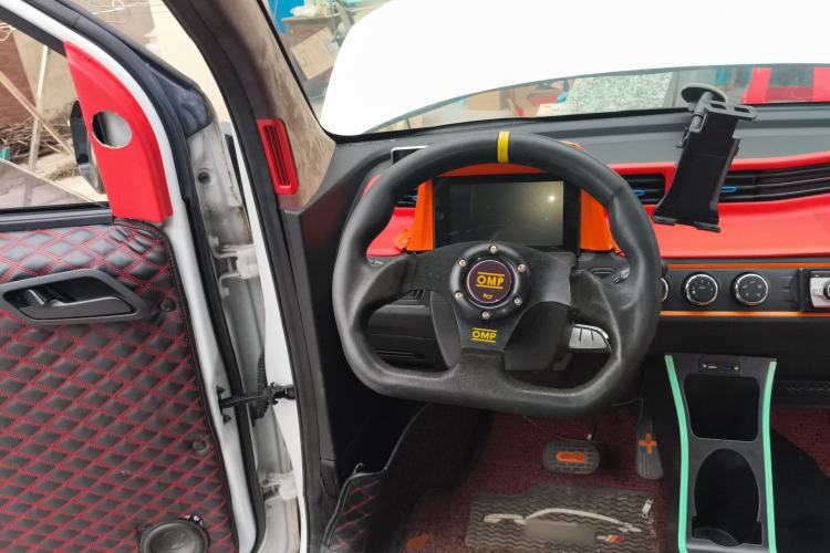Used Wuling Hongguang MINIEV 2020 Enjoyment Model Lithium Iron Phosphate Steering Wheel