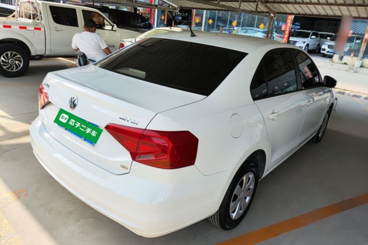 Used Volkswagen Jetta 2017 1.5L Manual Fashion Edition
