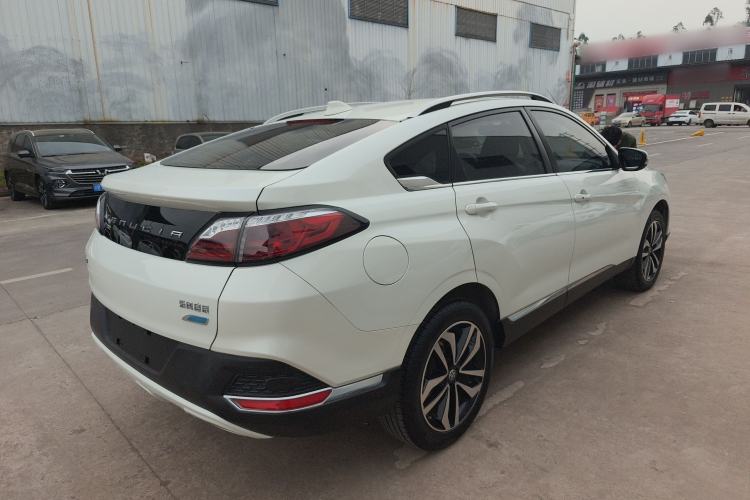 Used Venucia T90 2017 2.0L CVT Smart Edition
