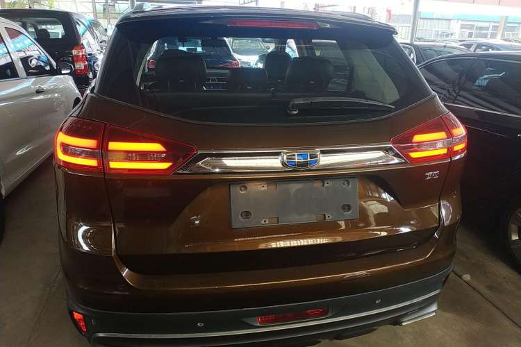 Used Geely Auto Emgrand X7 Sport 2018 1.8TD Automatic Two-Wheel Drive Smart Connect 4G Internet Edition