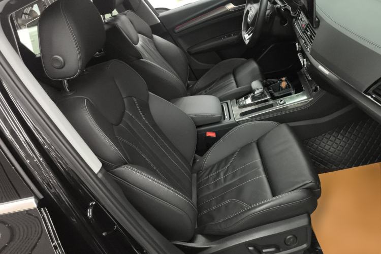 Used Audi Q5L 2022 40T Luxury Dynamic Model
