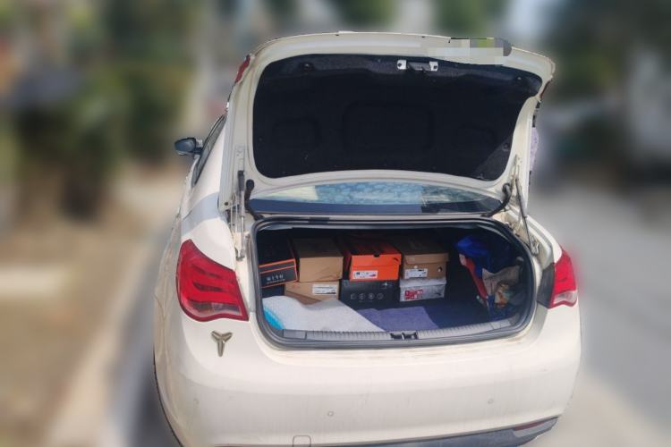 Used Roewe e550 2014 Flagship Edition
