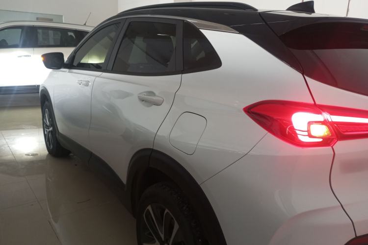 Used Buick Encore 2021 332T CVT Elite Edition Left Side