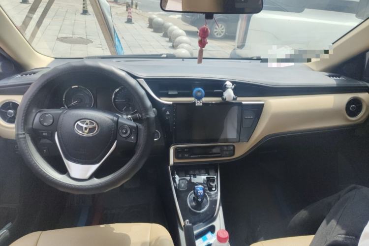 Used Toyota Corolla 2017 Revised Dual-Engine 1.8L E-CVT Leading Edition
