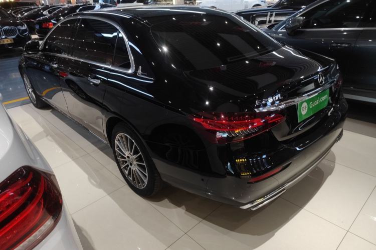 Used Mercedes-Benz E-Class 2023 Facelift E 260 L 4MATIC
