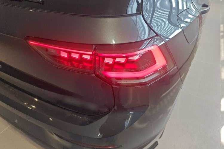 Used Volkswagen Golf 2025 Facelifted II 300TSI R-Line