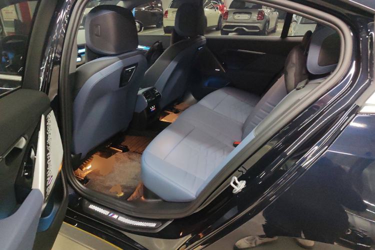 Used BMW i5 2025 eDrive 40L M Sport Package
