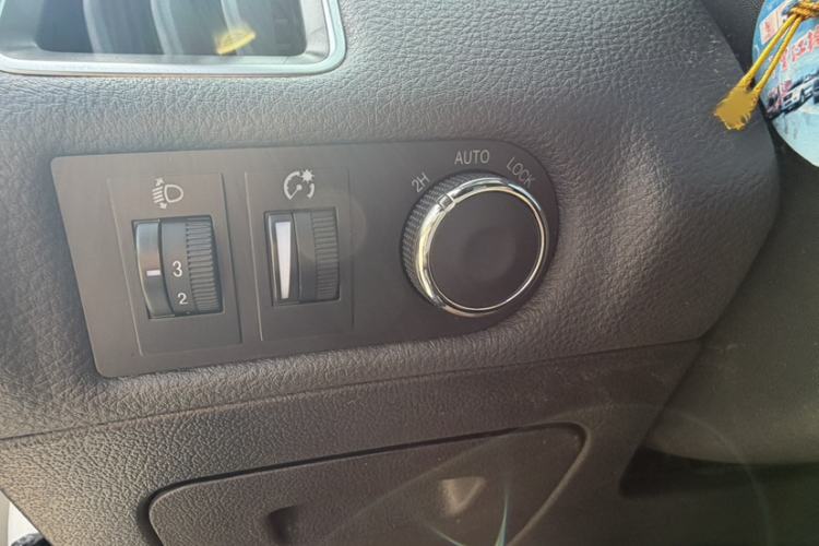 Used JMC Yusheng S350 2016 2.0T Automatic All-Wheel Drive Gasoline Luxury Edition 5 Seats