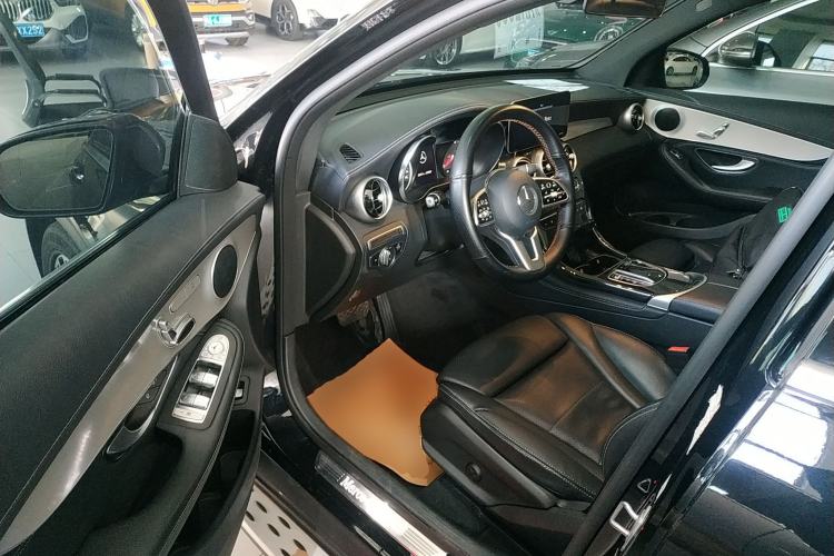 Used Mercedes-Benz GLC 2020 GLC 260 L 4MATIC Dynamic Model