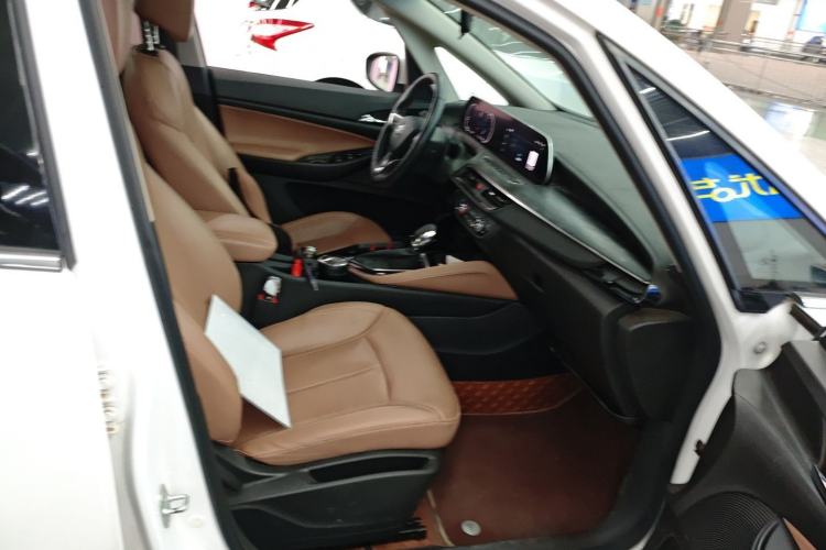 Used Buick GL6 2021 323T Mild Hybrid Connect Luxury Model Right Front Seat