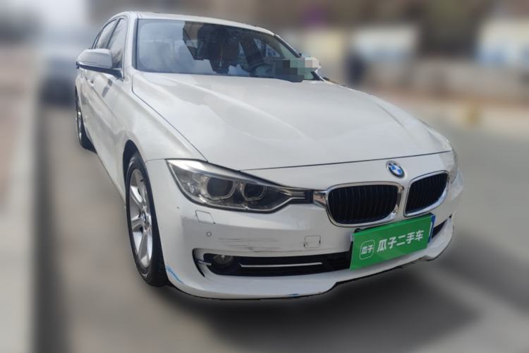 Used BMW 3 Series 2013 328Li Luxury Design Package Front Right 45 Deg