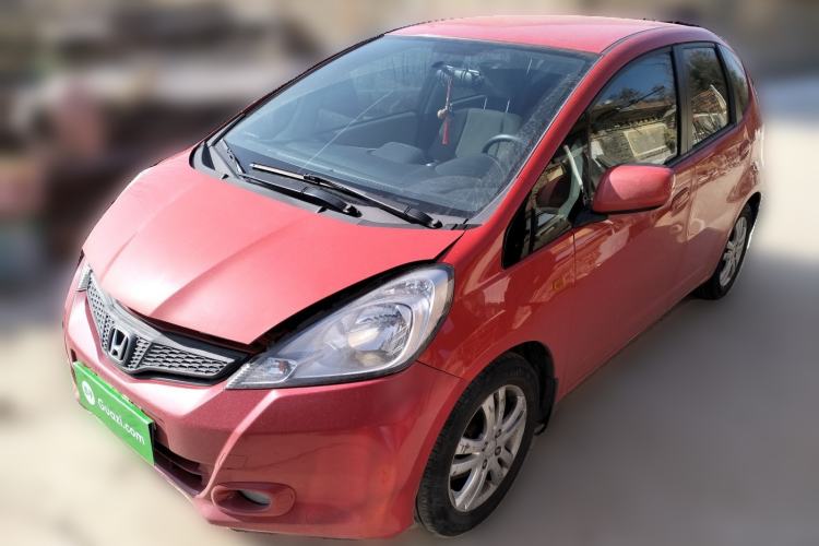 Used Honda Fit 2011 1.3L manual Comfort version