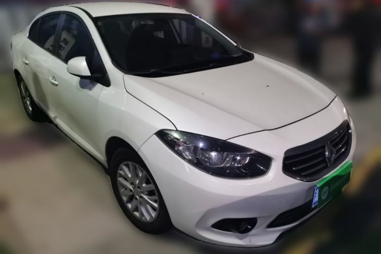 Used Renault Fluence 2013 2.0L Comfort Edition
