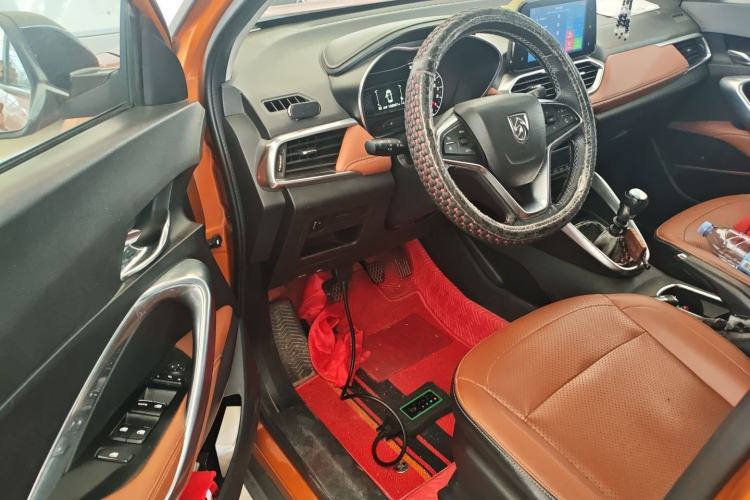 Used Baojun 510 2017 1.5L Manual Luxury Model Driver Seat