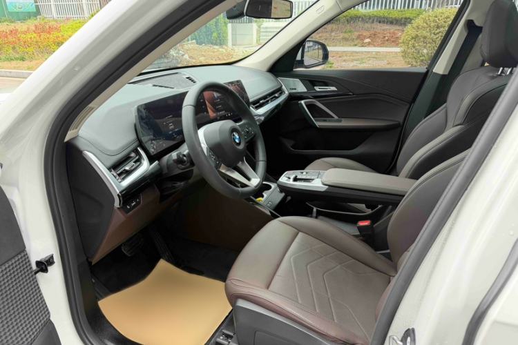 Used BMW X1 2024 sDrive25Li X Design Package Interior 3