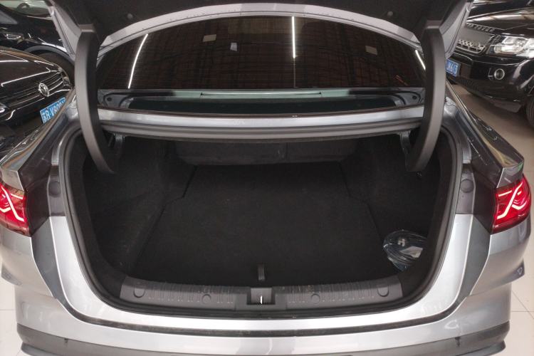 Used BYD Qin L 2024 DM-i 80KM Beyond Model Trunk