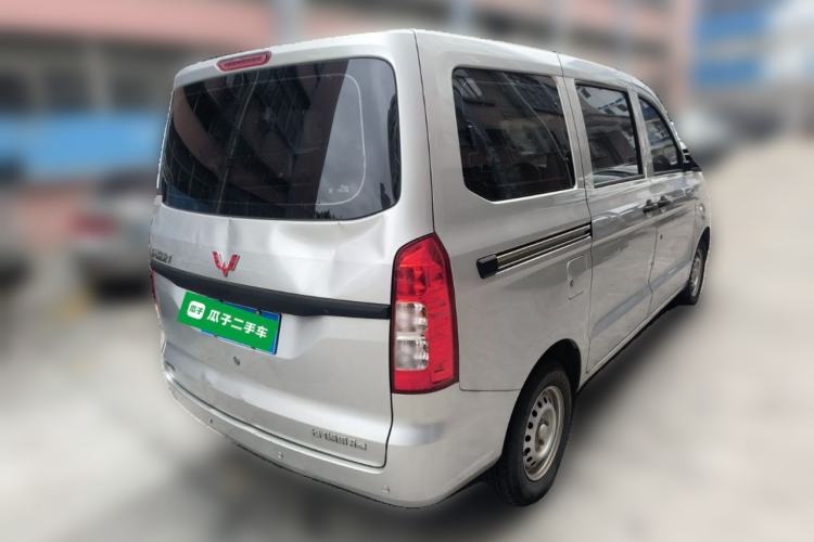 Used Wuling Hongguang V 2019 1.5L Base Version China VI LAR