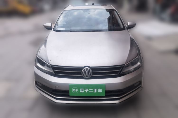 Used Volkswagen Sagitar 2017 1.6L Manual Comfort Model Front